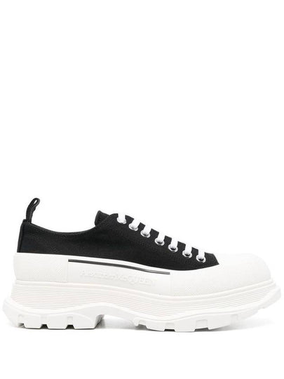 Tread Slick Platform Low Top Sneakers Black White - ALEXANDER MCQUEEN - BALAAN 2