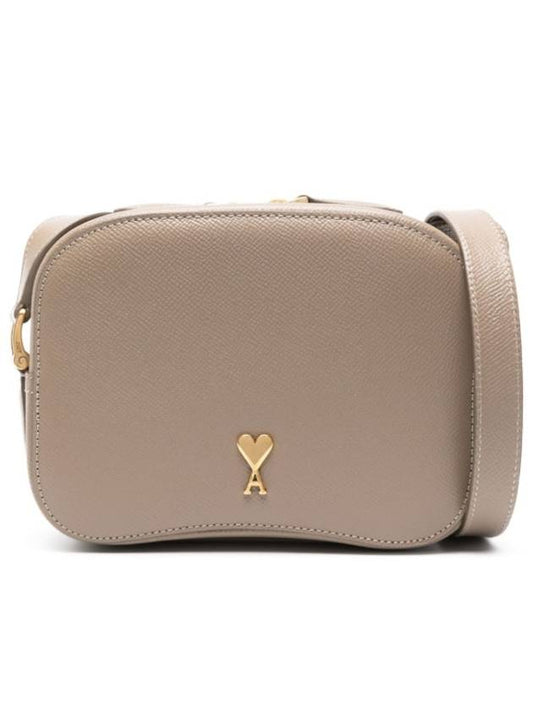 Heart Logo Paris Camera Bag ULL162 AL0036 2811 - AMI - BALAAN 1