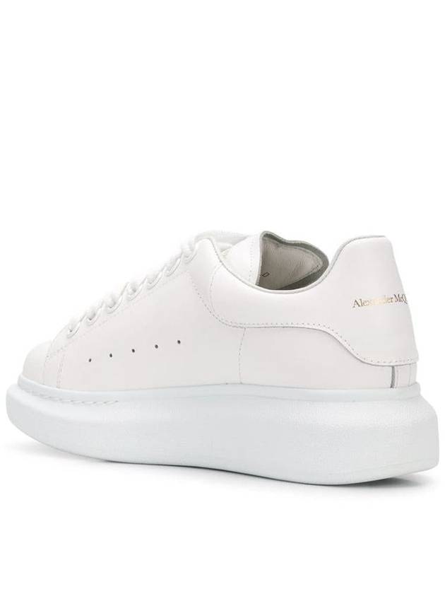 Oversized Leather Low Top Sneakers White - ALEXANDER MCQUEEN - BALAAN 4