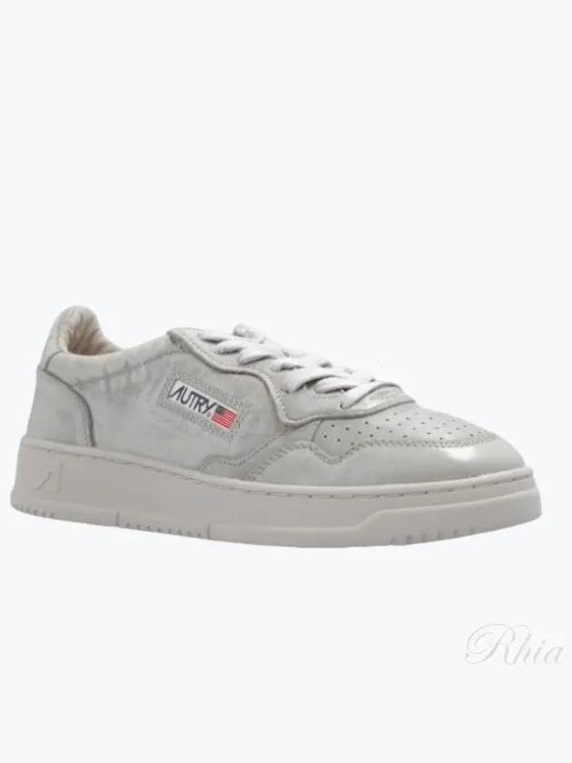 Medalist Low Top Sneakers White - AUTRY - BALAAN 2