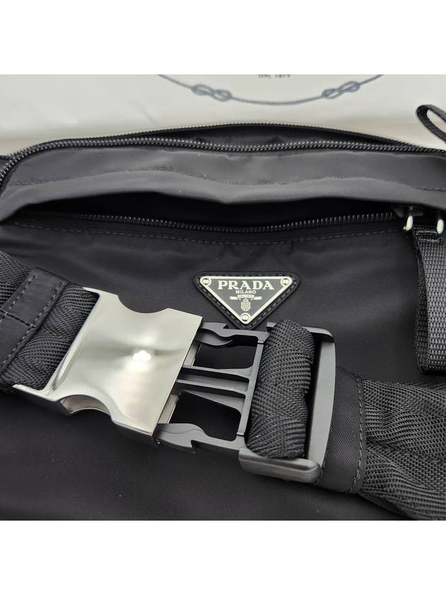 Testo Triangle Logo Nylon Belt Bag Black - PRADA - BALAAN 6