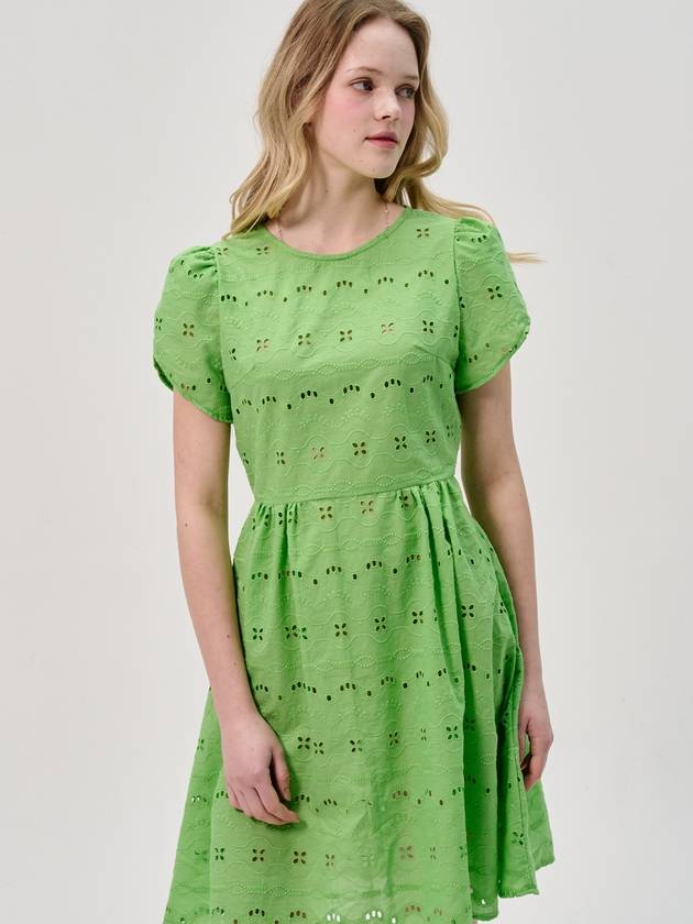 Eyelet Lace Summer Dress_Green - SORRY TOO MUCH LOVE - BALAAN 3