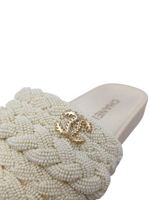 G35696 Ivory Mule Slides - CHANEL - BALAAN 4