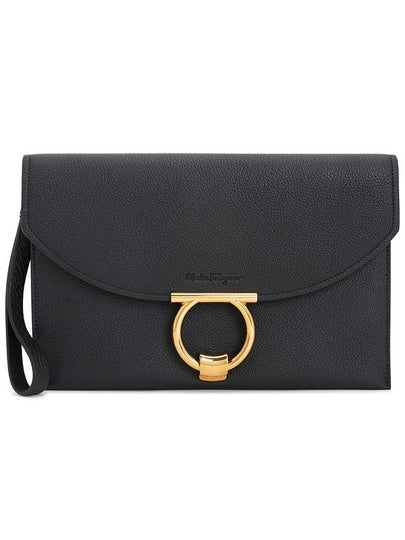 Gancini Margot Clutch Bag Black - SALVATORE FERRAGAMO - BALAAN 2