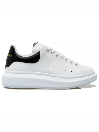 Oversized Leather Tab Low Top Sneakers White - ALEXANDER MCQUEEN - BALAAN 2