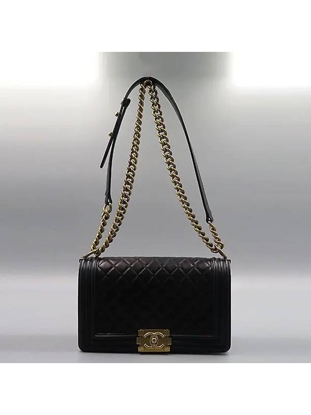 A67086 Black Lambskin Boy Bag Medium Gold Chain Shoulder - CHANEL - BALAAN 2