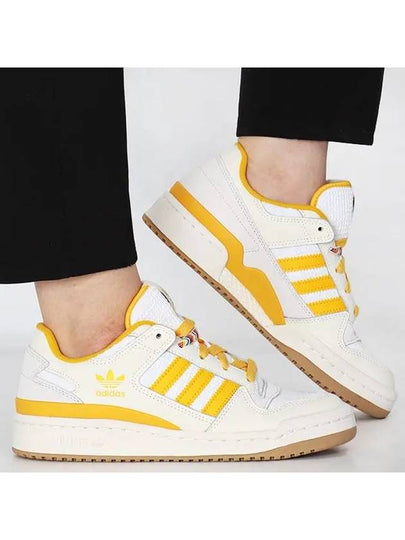 Forum Low Top Sneakers Yellow Cloud White - ADIDAS - BALAAN 2