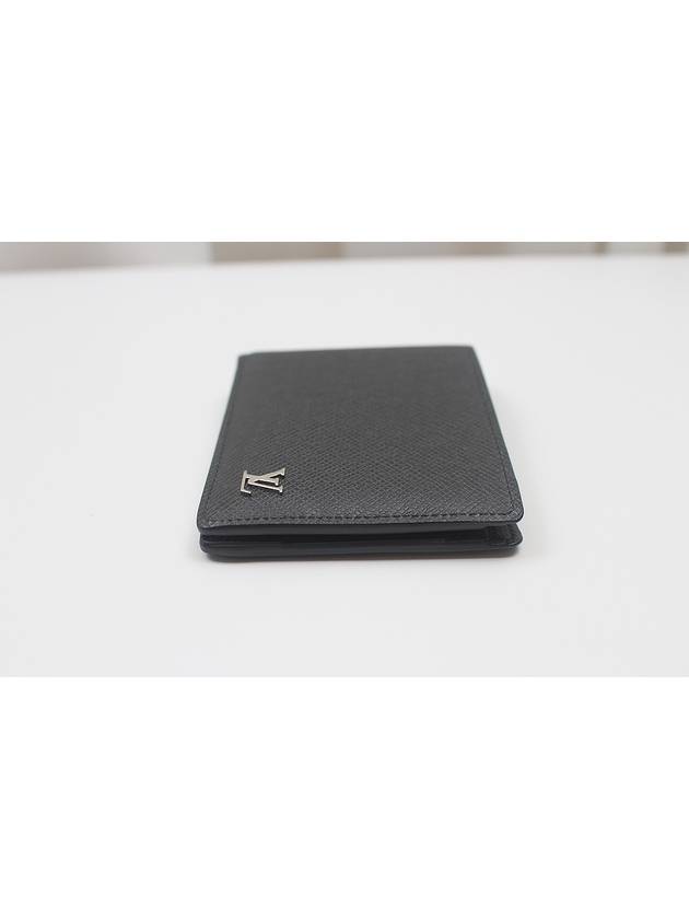 Taiga Multiple Wallet Half M30295 - LOUIS VUITTON - BALAAN 5