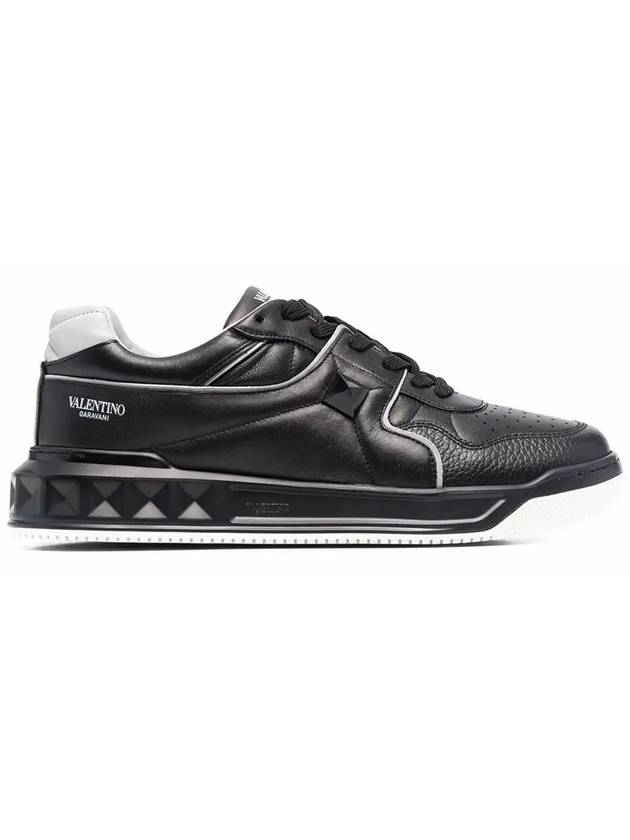 Stud Low Top Sneakers Black - VALENTINO - BALAAN 3