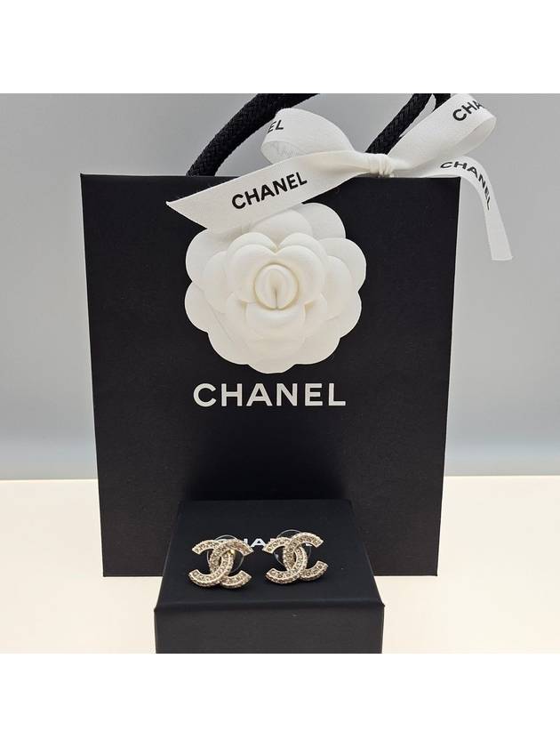 CC logo women s earrings gold fashion A86504 - CHANEL - BALAAN 3