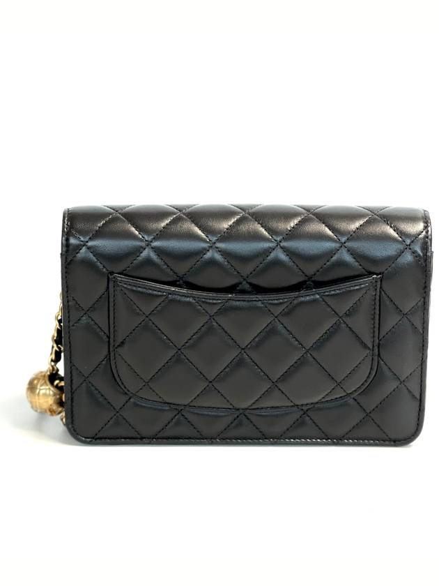 Classic Wallet On Chain Crossbody Bag Grained Calfskin Gold Black - CHANEL - BALAAN 3