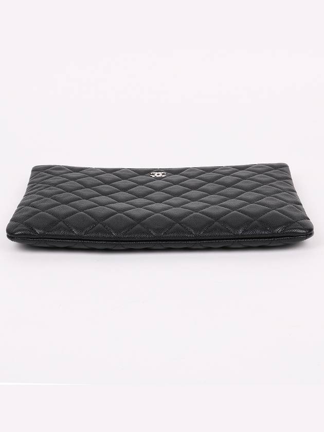 CC Silver Classic Caviar New Medium Clutch Bag - CHANEL - BALAAN 6