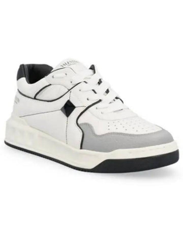 Men s One Stud Low Top Sneakers Gray 1Y2S0E71 NWN - VALENTINO - BALAAN 1