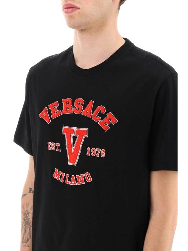 Men's Varsity Logo Short Sleeve T-Shirt Black - VERSACE - BALAAN 5