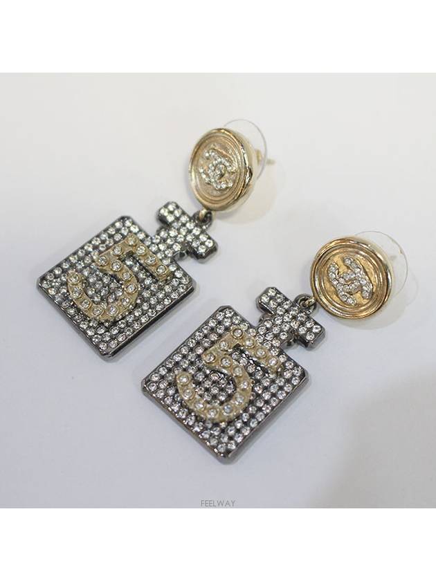 women earrings - CHANEL - BALAAN 3