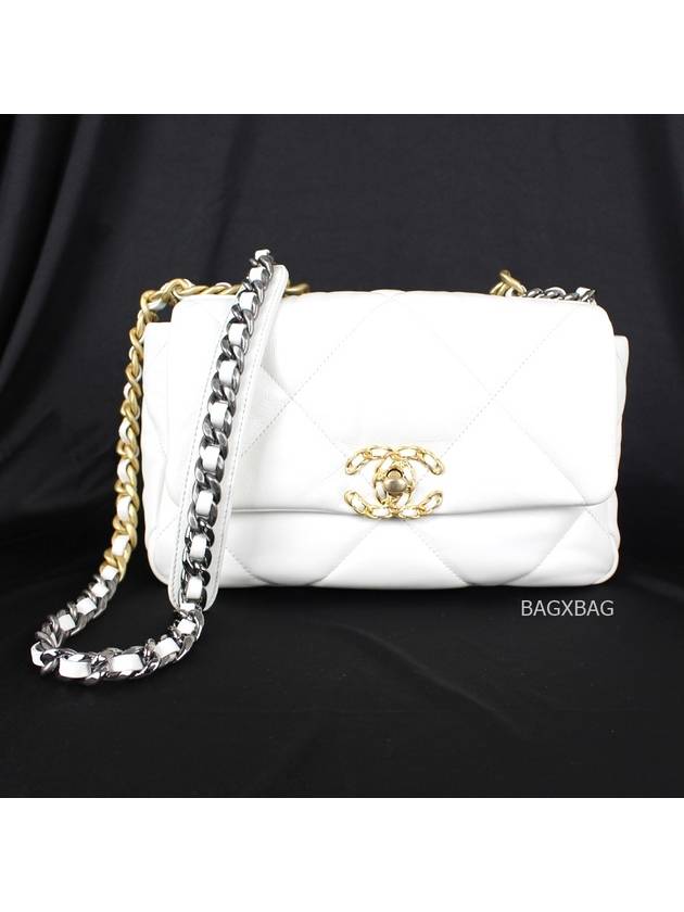 CH 19 Flap Bag Small White CH42BG072 - CHANEL - BALAAN 8