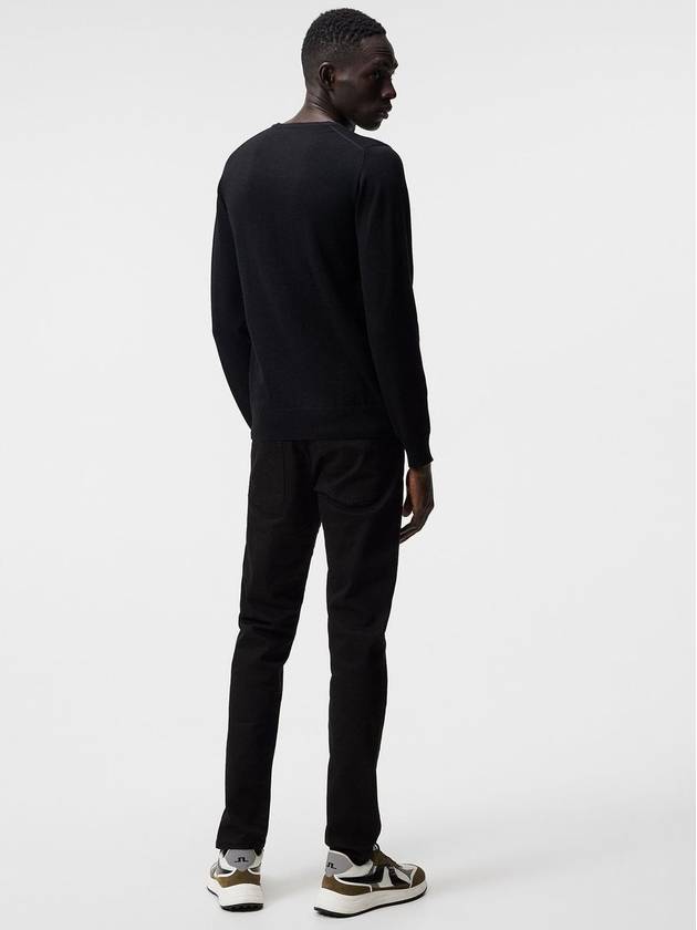 Lyle Merino Crewneck Wool Sweater Black - J.LINDEBERG - BALAAN 4