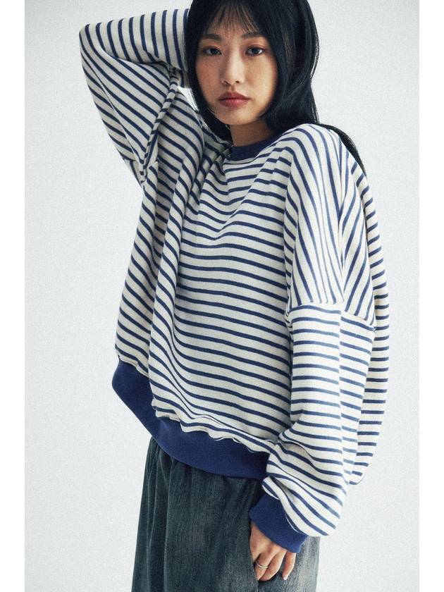 City Striped Sweatshirt Navy Cream - KOOKEESEE - BALAAN 2