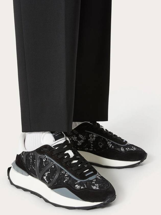 Women's Lace Runner Low Top Sneakers Black - VALENTINO - BALAAN 8