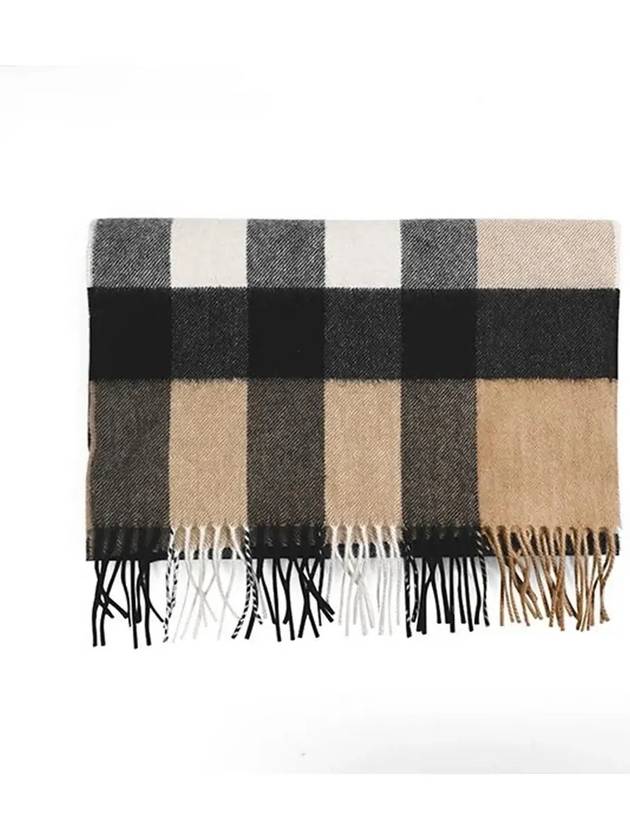 Check Fringe Cashmere Muffler - BURBERRY - BALAAN 6