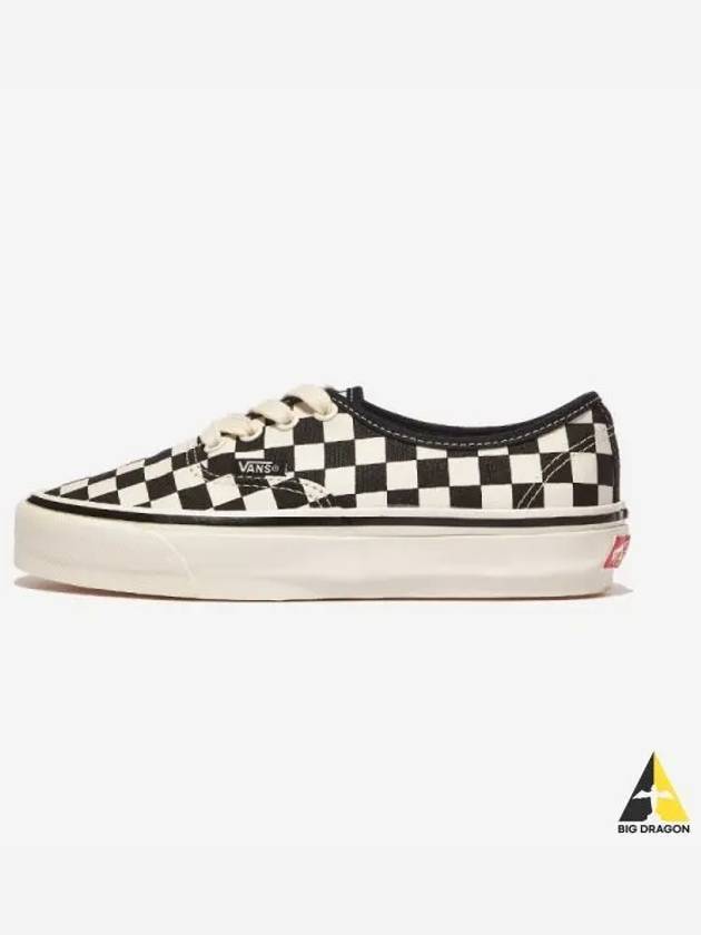 Authentic Reissue 44 Checkerboard Marshmallow Black MARSHMALLOWBLACK - VANS - BALAAN 1