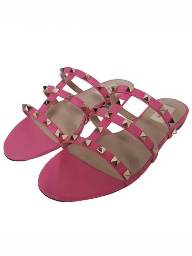 S0C49 VOD 0HO Rockstud Sandals Pink - VALENTINO - BALAAN 3