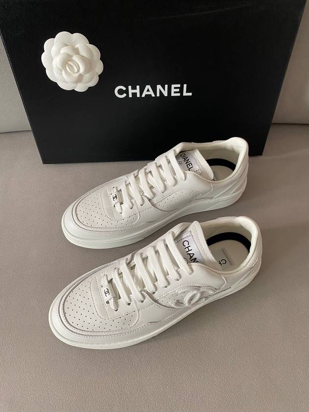 CC Logo Calfskin Low Top Sneakers White - CHANEL - BALAAN 3