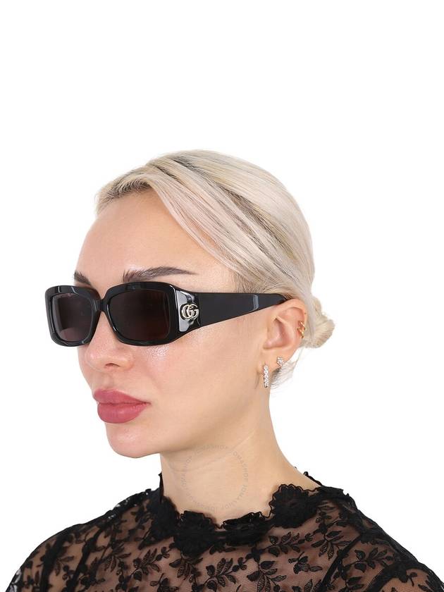 Logo Decorated Rectangle Sunglasses Black - GUCCI - BALAAN 3