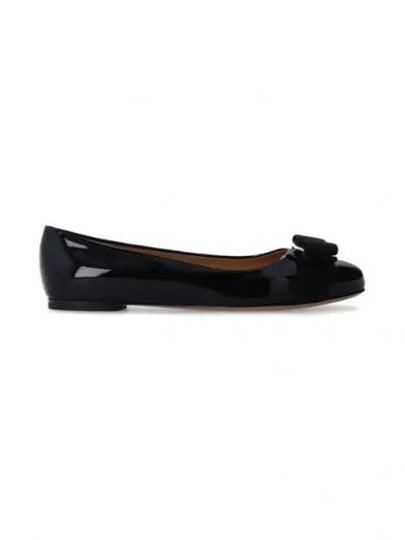 Women’s Varina Bellet Flats Black - SALVATORE FERRAGAMO - BALAAN 2