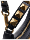 Roman Stud Strap V Logo Shoulder Bag Black - VALENTINO - BALAAN 10