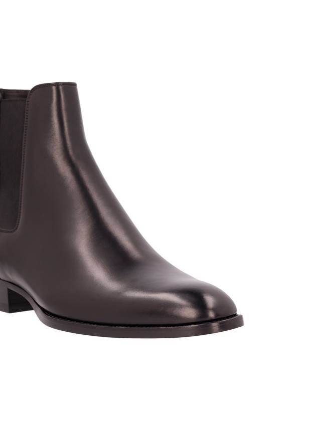 Classic Wyatt Chelsea Boots Black - SAINT LAURENT - BALAAN 5