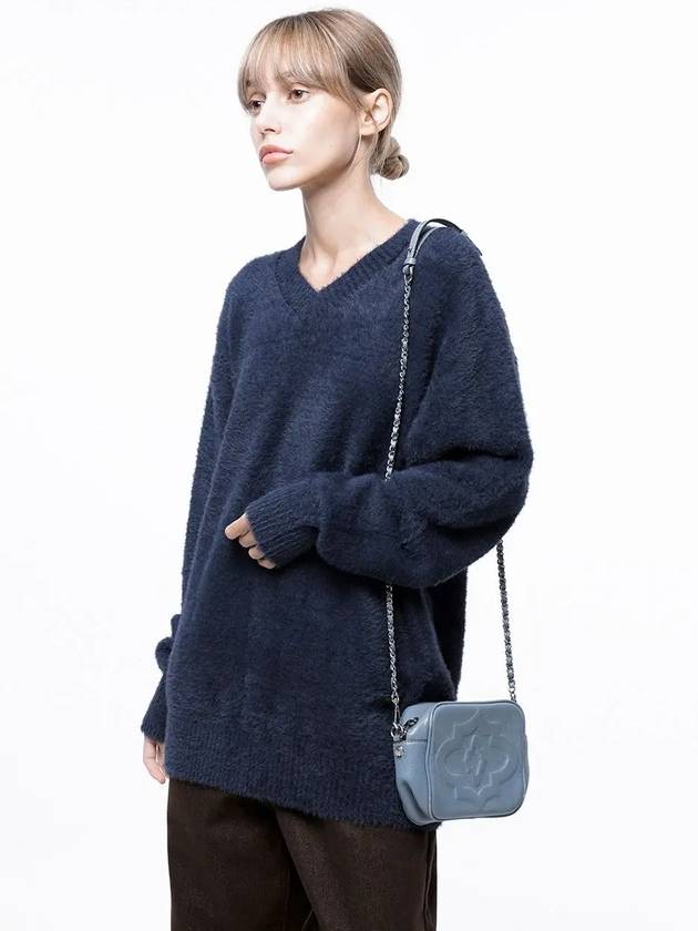 Four Woman Women s W243TP07NY Soft Mohair Angora V neck Knit Navy - CHANCE'S NOI - BALAAN 2