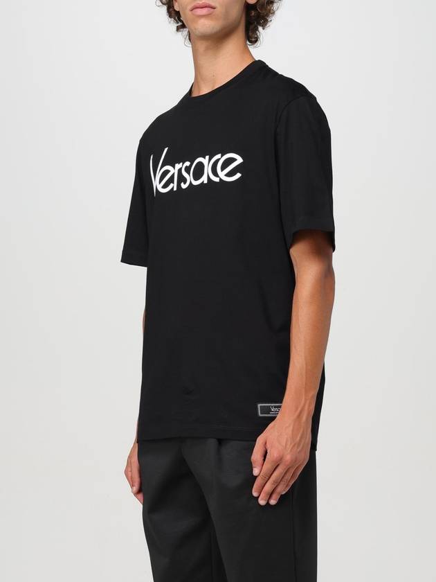 T-shirt Versace in cotone con logo ricamato - VERSACE - BALAAN 3