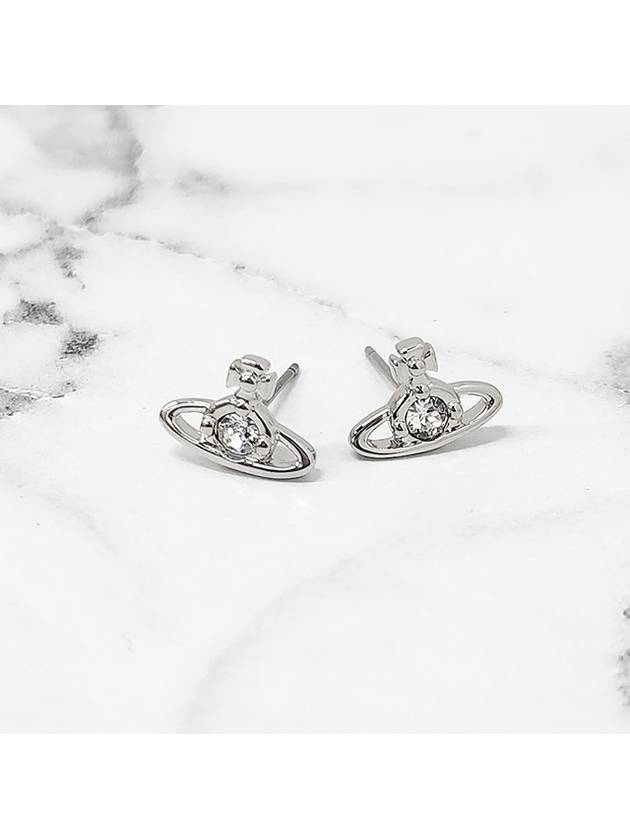 Nano Solitaire Crystal Earrings Silver - VIVIENNE WESTWOOD - BALAAN 8