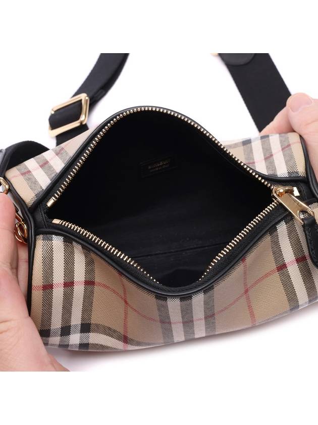 Vintage Check Barrel Cross Bag Archive Beige Black - BURBERRY - BALAAN 7