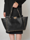 Rockstud Medium Tote Bag Black - VALENTINO - BALAAN 6