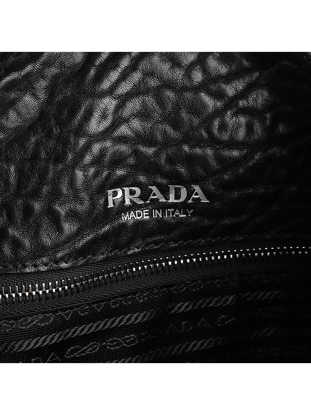 Triangular patch leather tote bag 2VY008 2FLC F0002 - PRADA - BALAAN 8