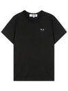 Comme des Gar ons Women s Heart Wappen Black Short Sleeve T Shirt AZ T063 051 1 - COMME DES GARCONS PLAY - BALAAN 3