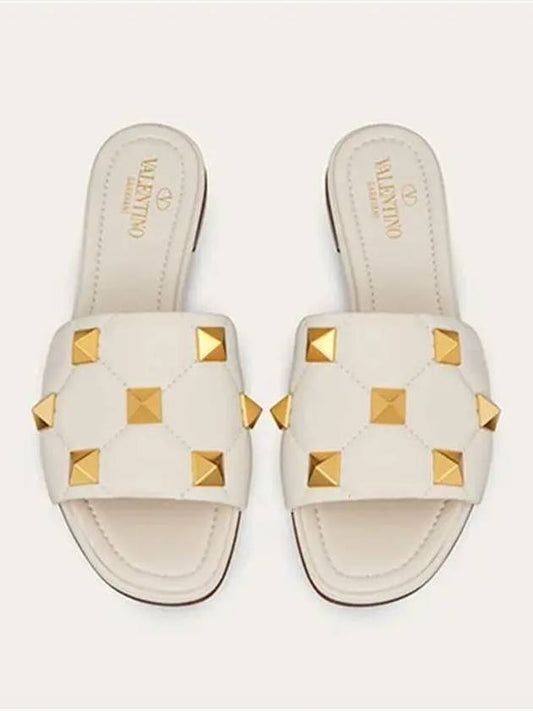 Roman Studded Quilted Nappa Slippers Ivory - VALENTINO - BALAAN 2