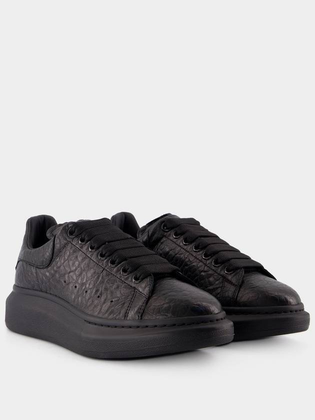 Oversized Sneakers - Alexander McQueen - Leather - Black - ALEXANDER MCQUEEN - BALAAN 2