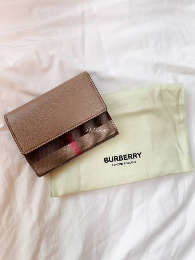 Small envelope check half wallet 8084539 - BURBERRY - BALAAN 10