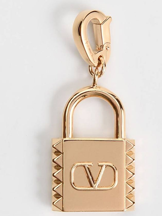 1Y2J0P90 V Lock Pendant Charm Gold MET CS4 - VALENTINO - BALAAN 1