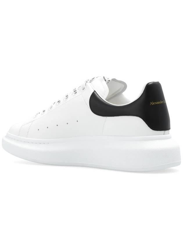 Oversized Leather Tab Low Top Sneakers White - ALEXANDER MCQUEEN - BALAAN 6