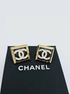 24 Workshop Square Earrings CC Logo Stud Black White Gold ABD872 - CHANEL - BALAAN 3