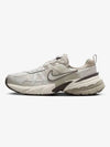 V2K Run Low Top Sneakers Orewood Beige Brown - NIKE - BALAAN 2