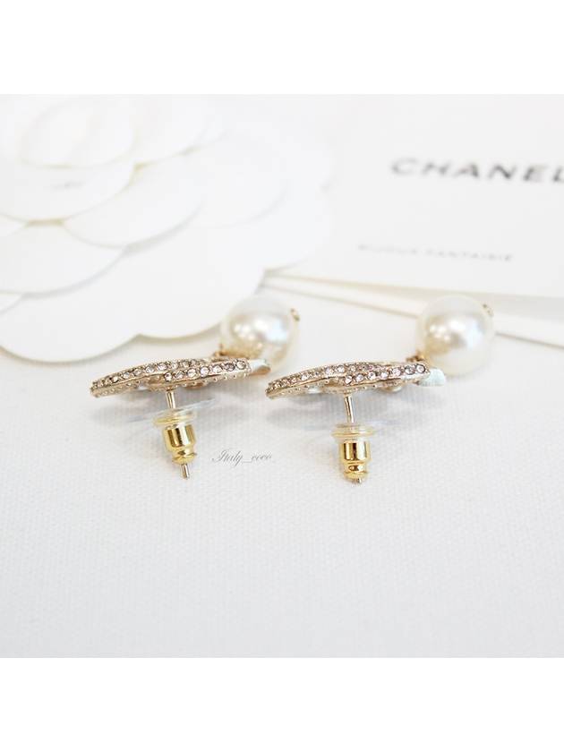 Crystal CC Pearl Drop Earrings A86506 Y00902 Z2953 - CHANEL - BALAAN 5