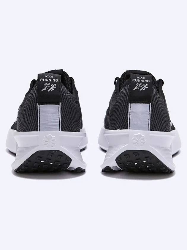 Interact Run Low Top Sneakers Black - NIKE - BALAAN 6