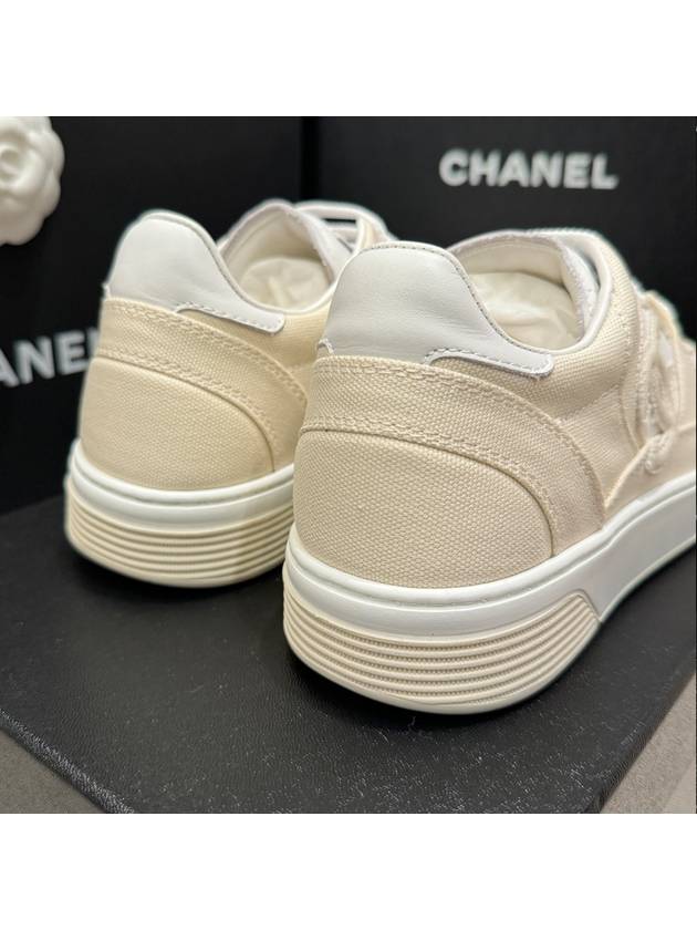 Women's Sneakers CC Logo Cotton Beige - CHANEL - BALAAN 8