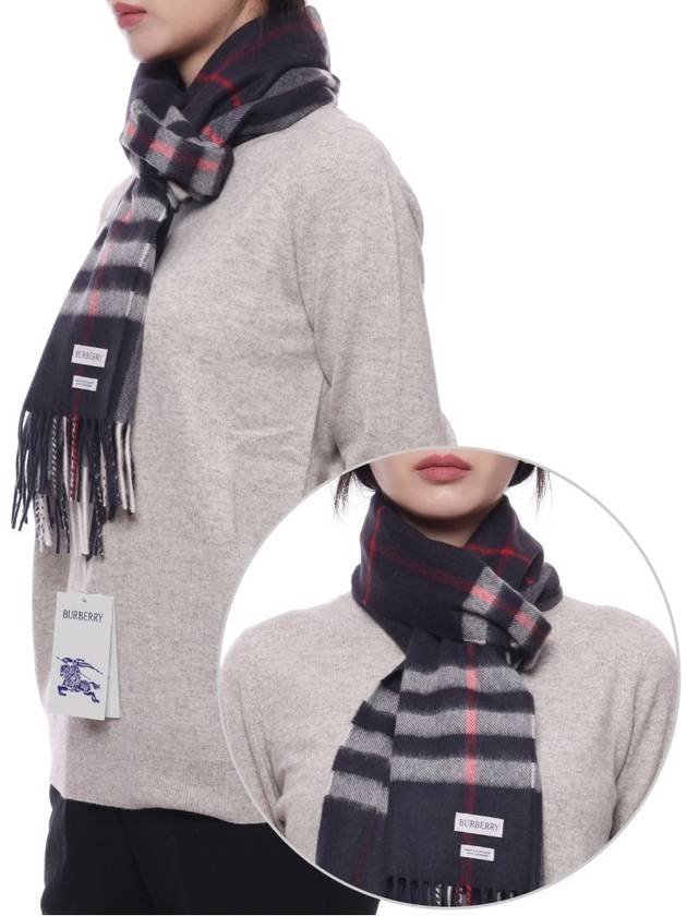 Check Cashmere Scarf Navy - BURBERRY - BALAAN 2