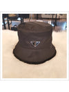 Triangle Logo Re-Nylon Shearling Bucket Hat Black - PRADA - BALAAN 3